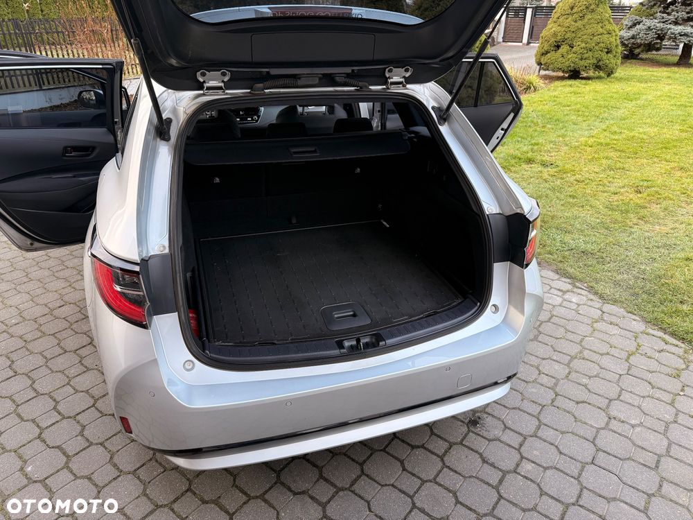 Toyota Corolla 1.8 Hybrid GPF Comfort - 28