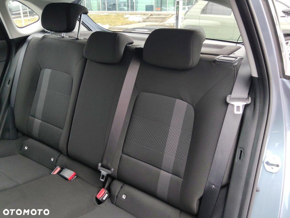 Hyundai i20 - 17