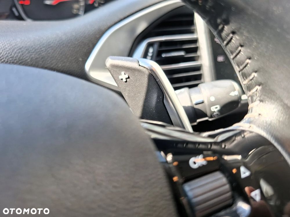 Peugeot 308 BlueHDi FAP 130 EAT8 Stop & Start Allure - 15