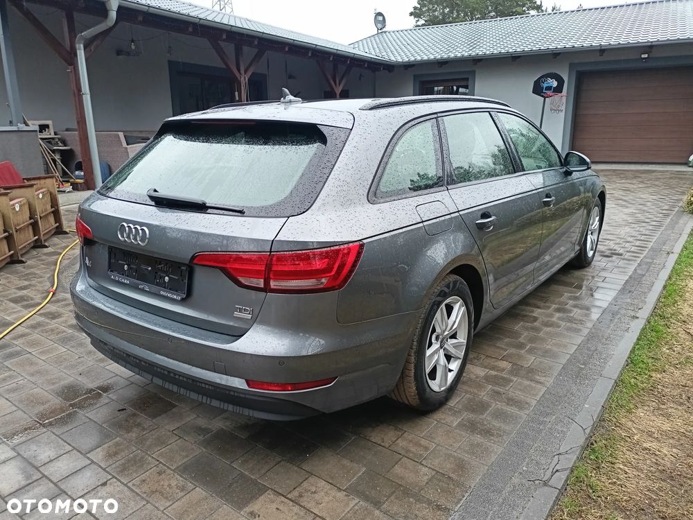 Audi A4 Avant 2.0 TDI - 5