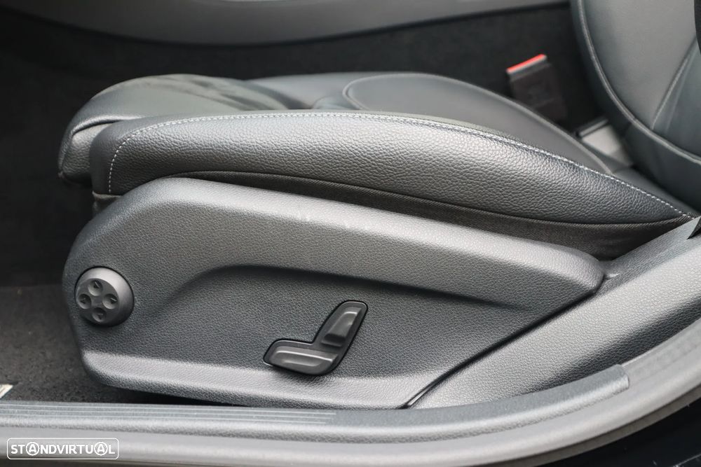 Mercedes-Benz CLS 300 d 9G-TRONIC AMG Line - 18
