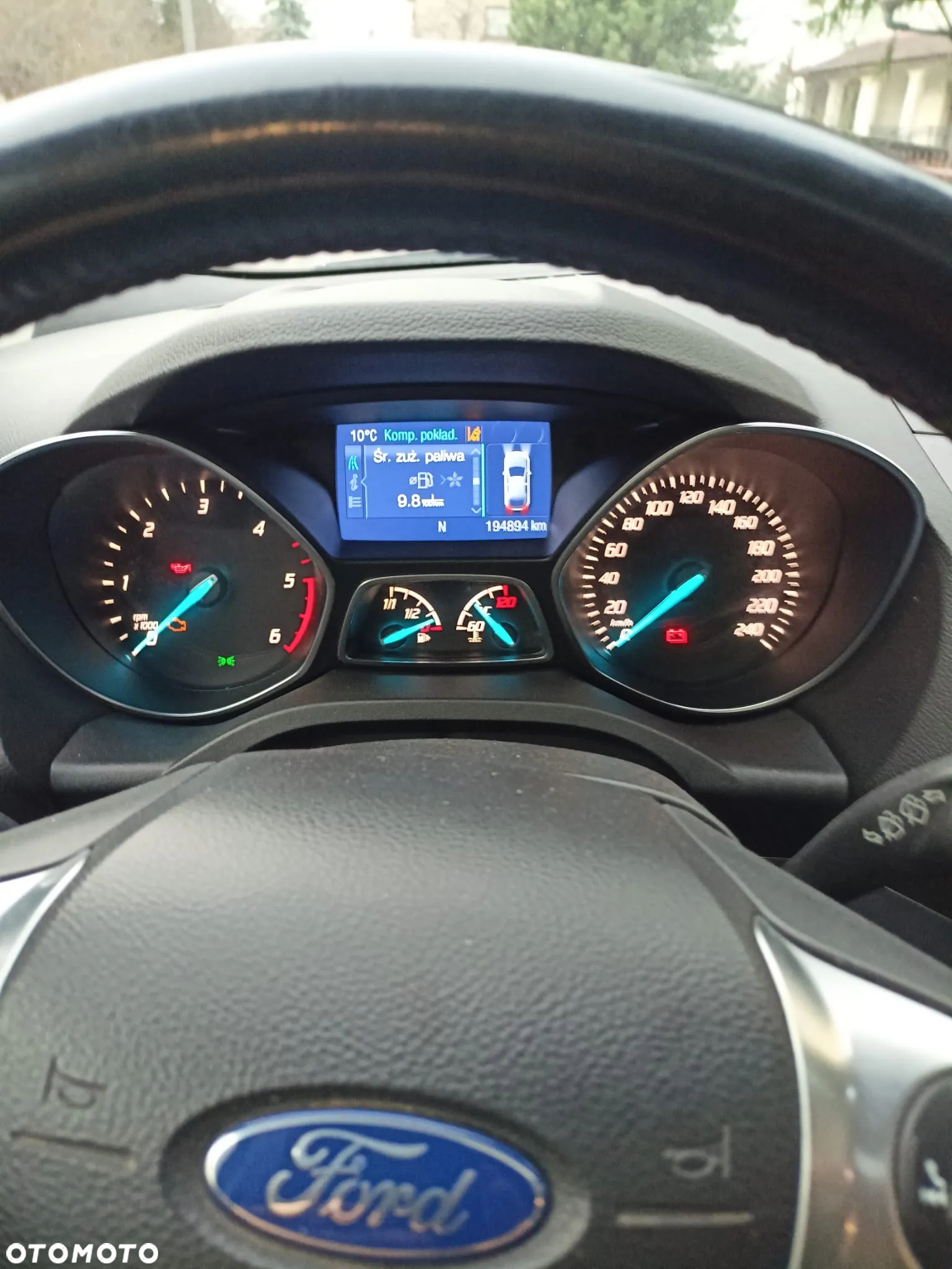 Ford Kuga - 20