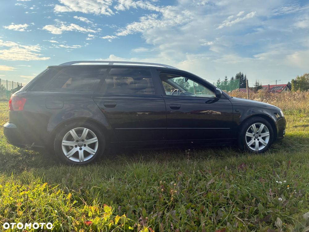 Audi A4 Avant - 4