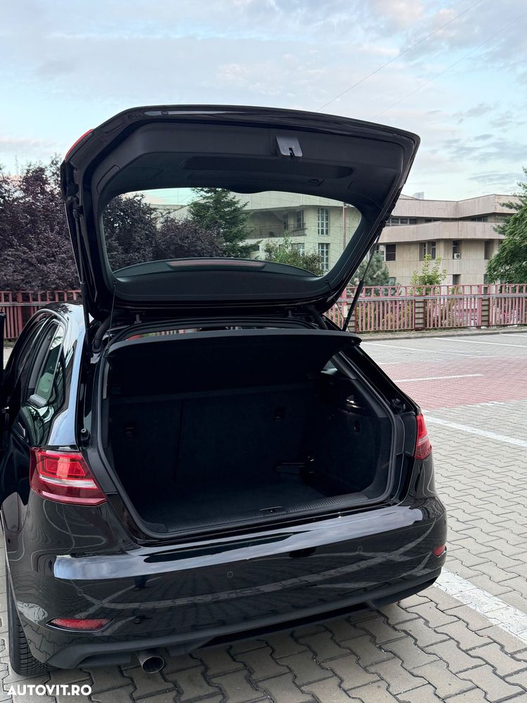 Audi A3 1.6 TDI S tronic Sport - 17