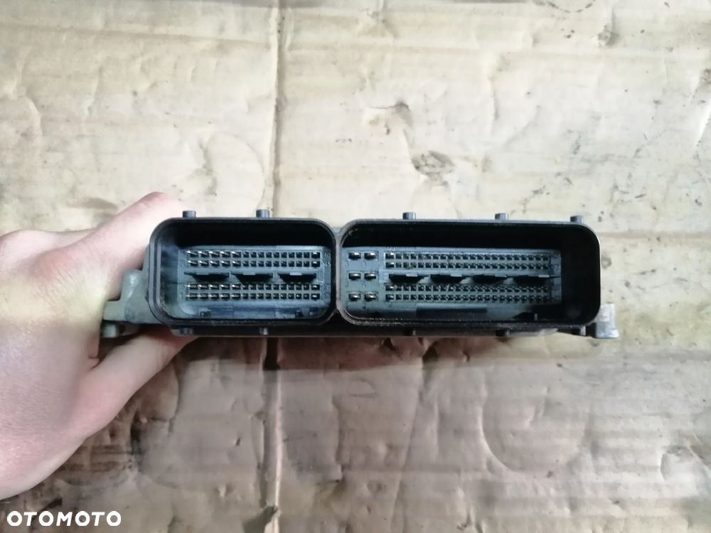 Fiat Bravo II 1.4 T.Jet zestaw startowy komputer Bosch 0261201687 stacyjka 2 klucze immo skrzynki bezpieczników i inne - 6