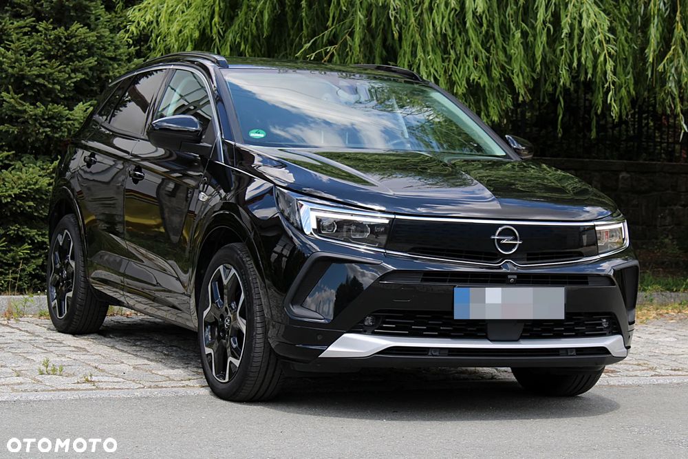 Opel Grandland 1.2 DI Automatik Business Elegance - 3