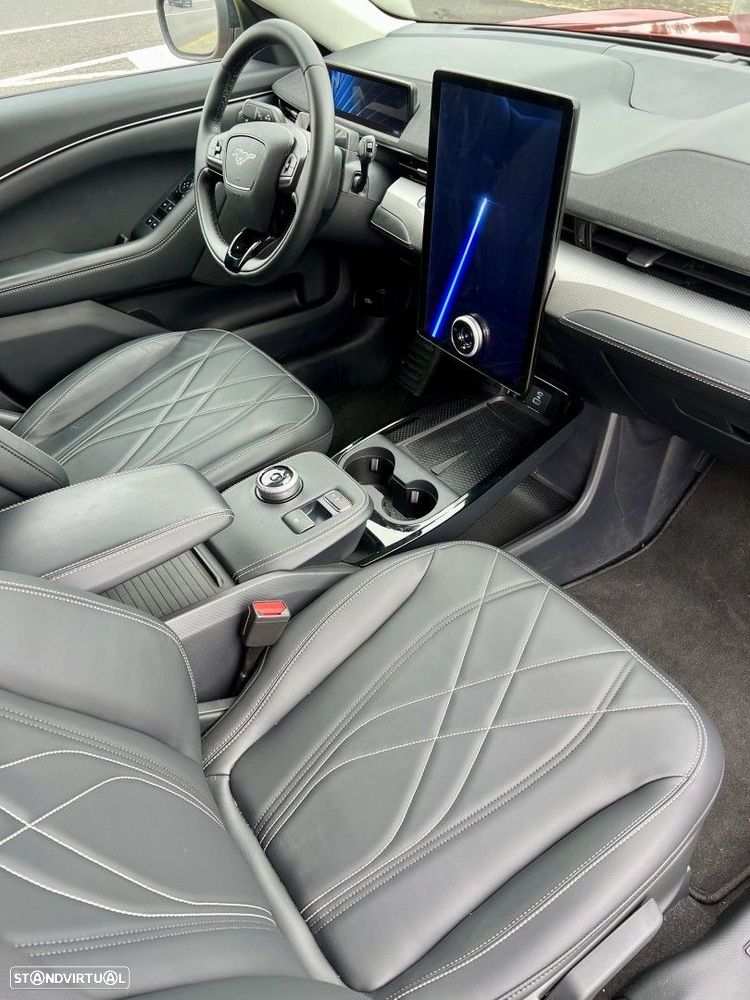 Ford Mustang Mach-E 75.7 kWh Base - 13