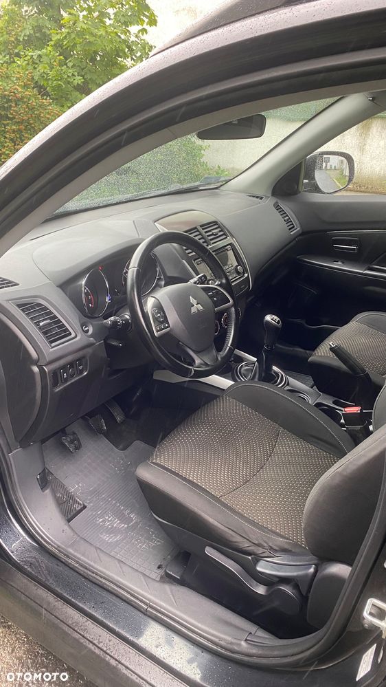 Mitsubishi ASX - 14
