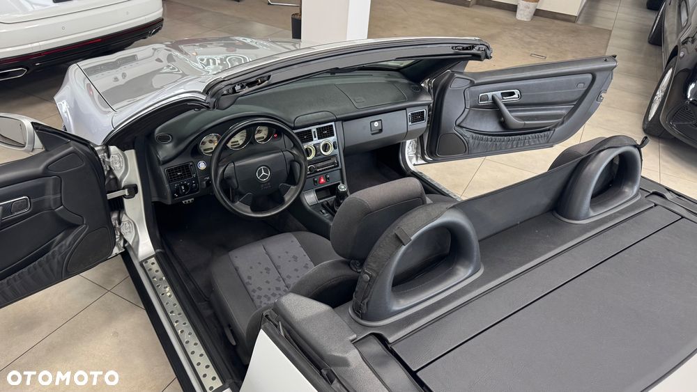 Mercedes-Benz SLK - 27