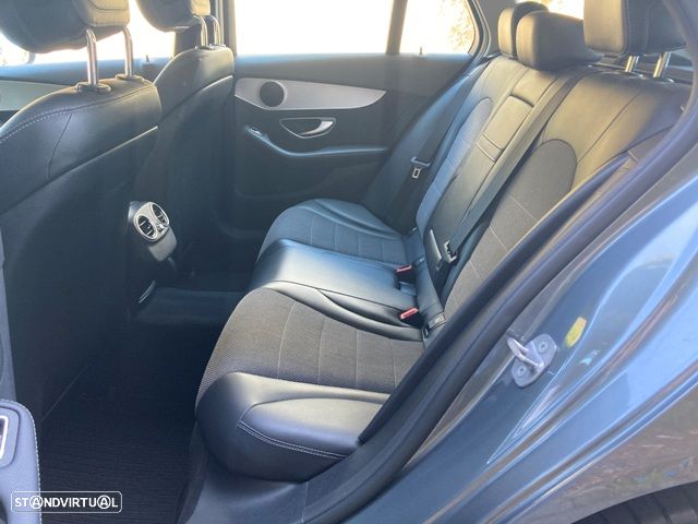 Mercedes-Benz C 180 d Avantgarde Aut. - 30