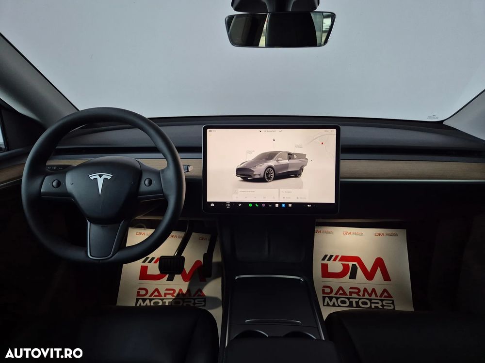 Tesla Model Y Long Range Dual Motor AWD - 9
