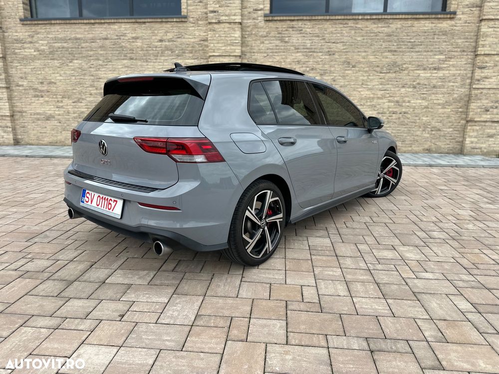 Volkswagen Golf 2.0 TSI DSG GTI - 3