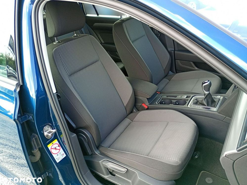 Volkswagen Passat Variant 2.0 TDI EVO Essence - 28