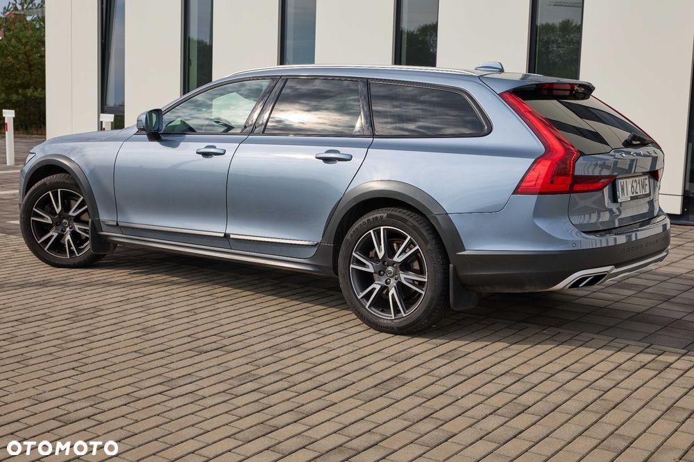 Volvo V90 - 5