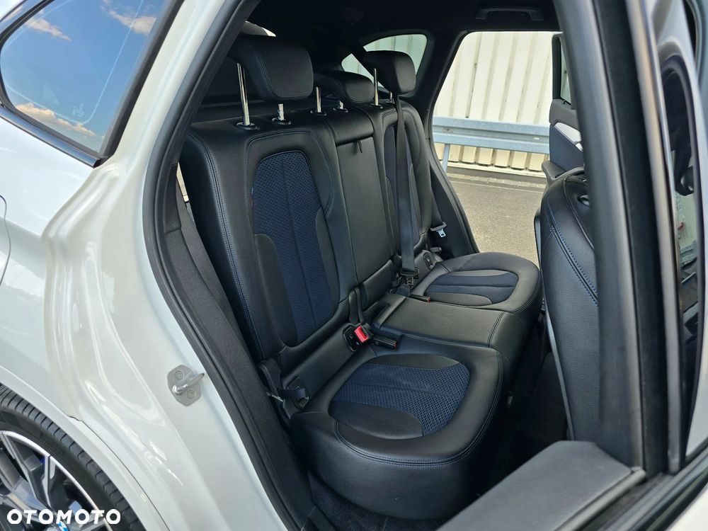 BMW X1 xDrive20d M Sport - 19
