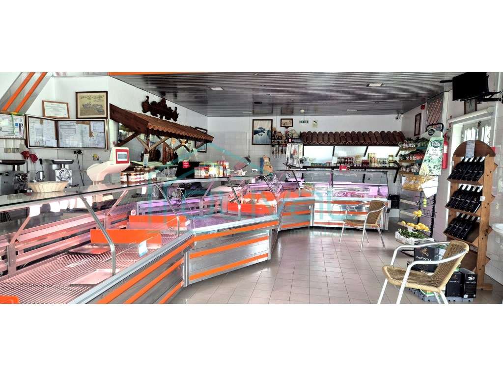 Talho e Charcutaria Tradicional - O Comércio de Proximidade no Port... - Grande imagem: 5/42