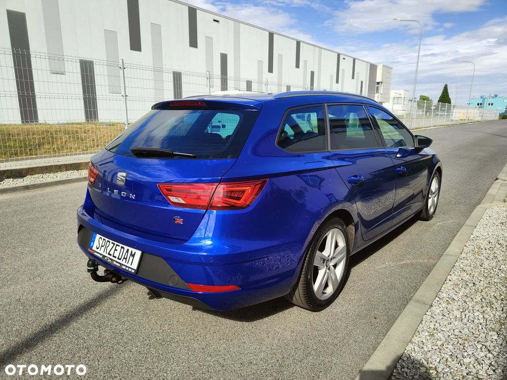 Seat Leon Sportstourer 2.0 TDI DSG FR Plus - 4