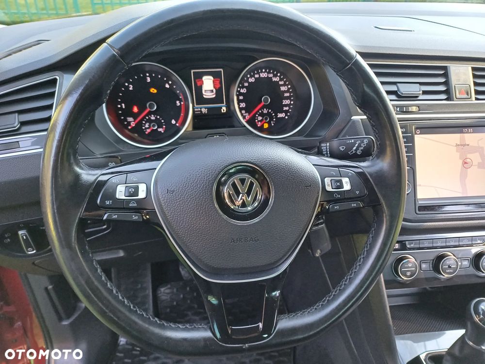 Volkswagen Tiguan - 14