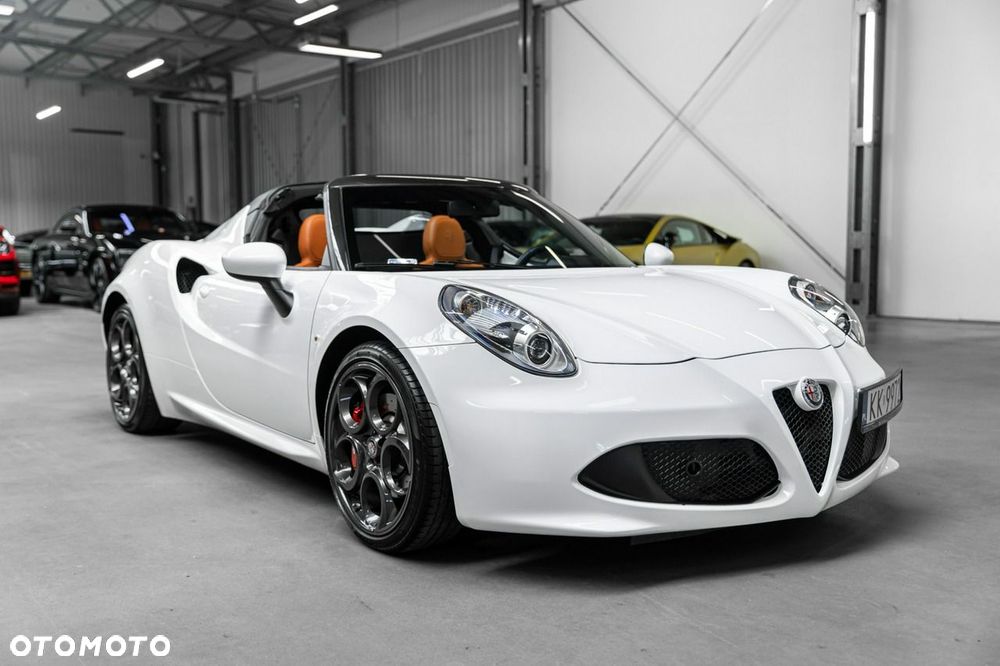Alfa Romeo 4C - 5