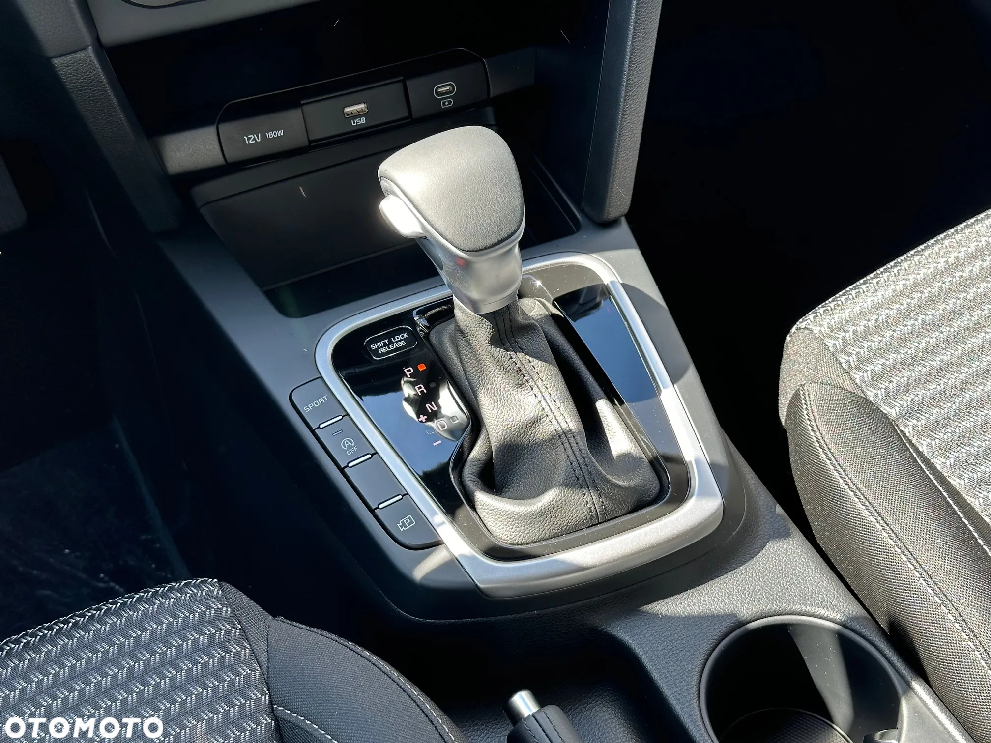 Kia XCeed 1.5 T-GDI M DCT - 19