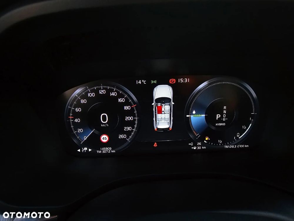 Volvo XC 60 T6 Plug-In Hybrid AWD R-Design - 18