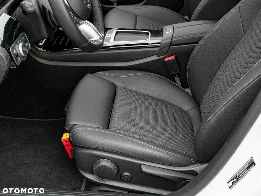 Mercedes-Benz Klasa A 200 d Progressive 8G-DCT - 14