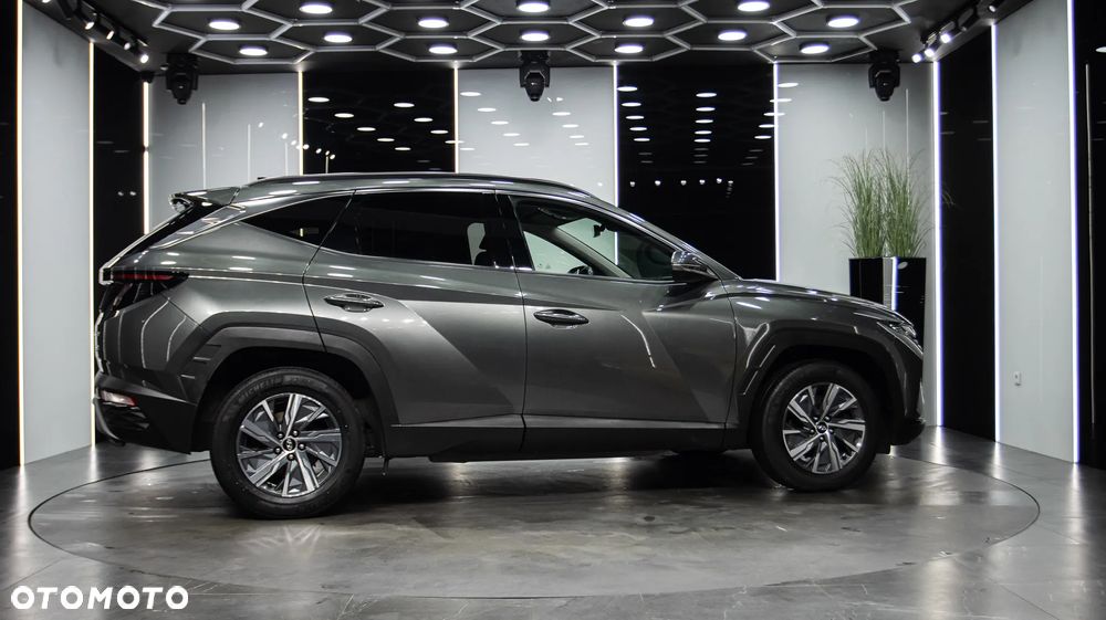 Hyundai Tucson 1.6 T-GDi HEV Executive 4WD - 13