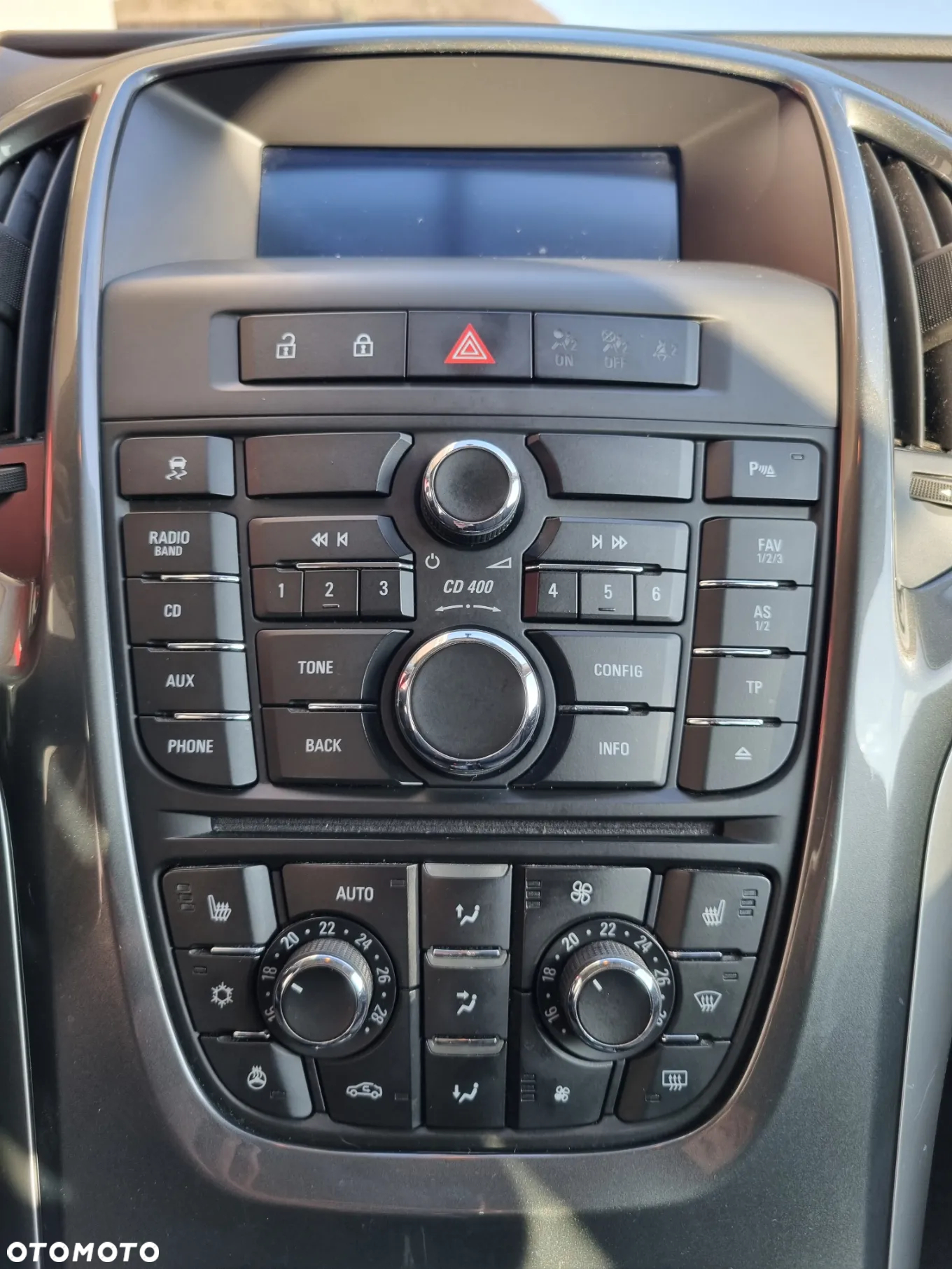 Opel Astra IV 1.4 T Cosmo - 8