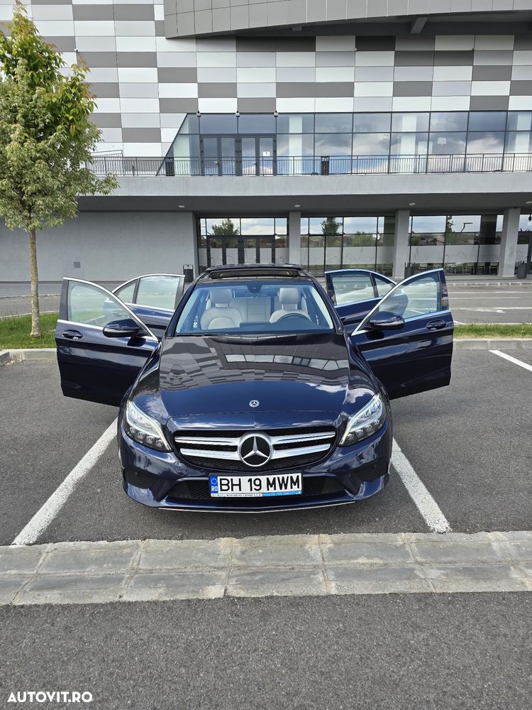 Mercedes-Benz C 220 d T 9G-TRONIC Avantgarde - 2