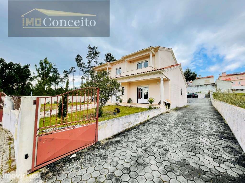 Moradia T6 - Excelente logradouro e garagem | perto de Fátima - Grande imagem: 2/47