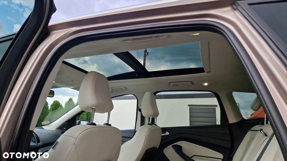 Ford Kuga 1.5 EcoBoost 4x4 Vignale - 11