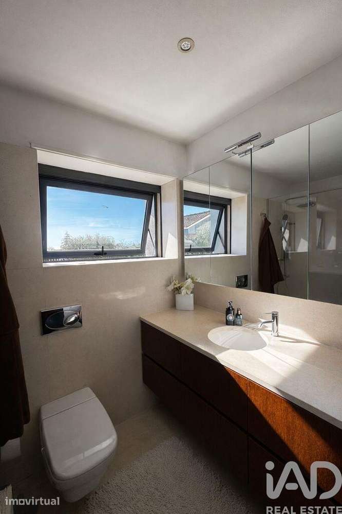 Casa / Villa T3 em Mafamude e Vilar do Paraíso de 212,00 m2 - Grande imagem: 3/13
