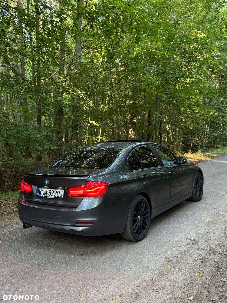 BMW Seria 3 320i Edition Luxury Line Purity - 6