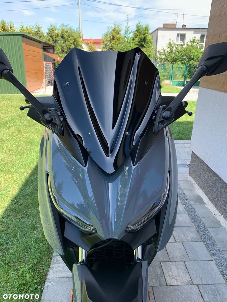 Yamaha X-max - 10