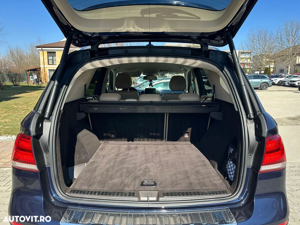 Mercedes-Benz GLE 350 d 4MATIC - 28