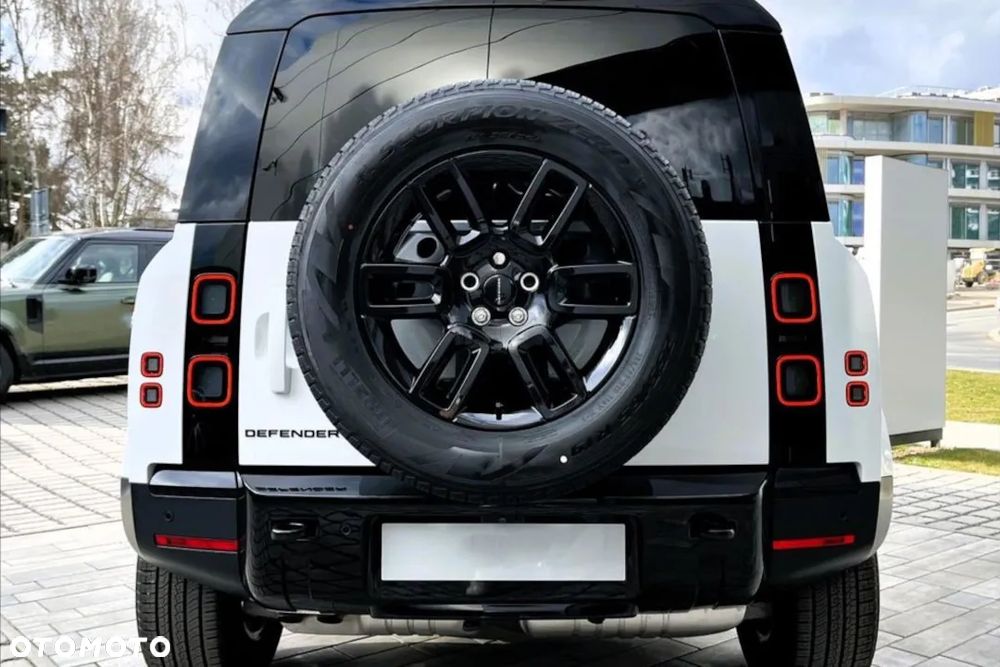 Land Rover Defender 3.0 D200 mHEV S - 7
