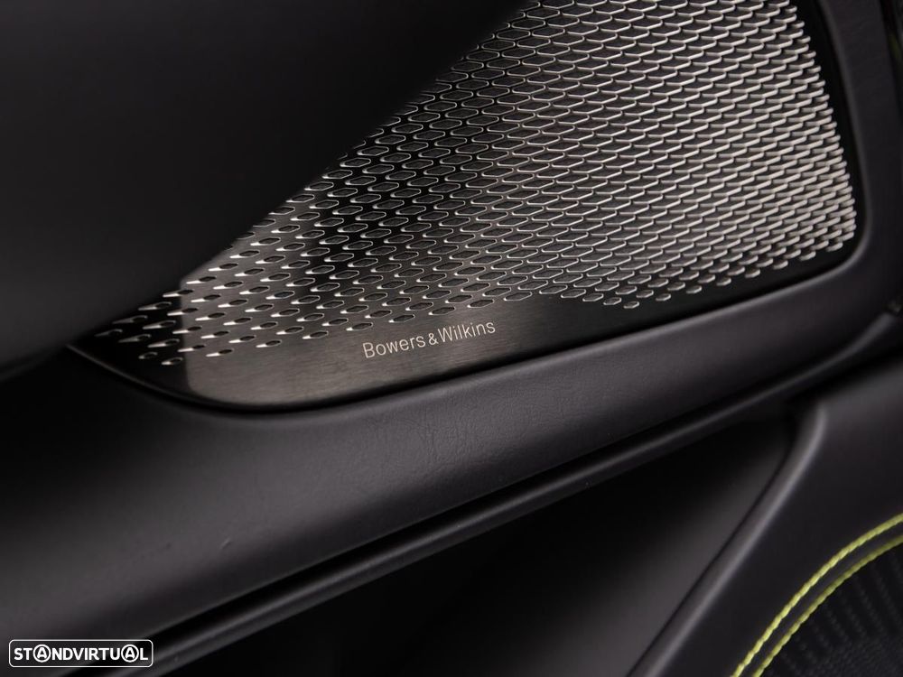 Aston Martin DBX 707 - 24