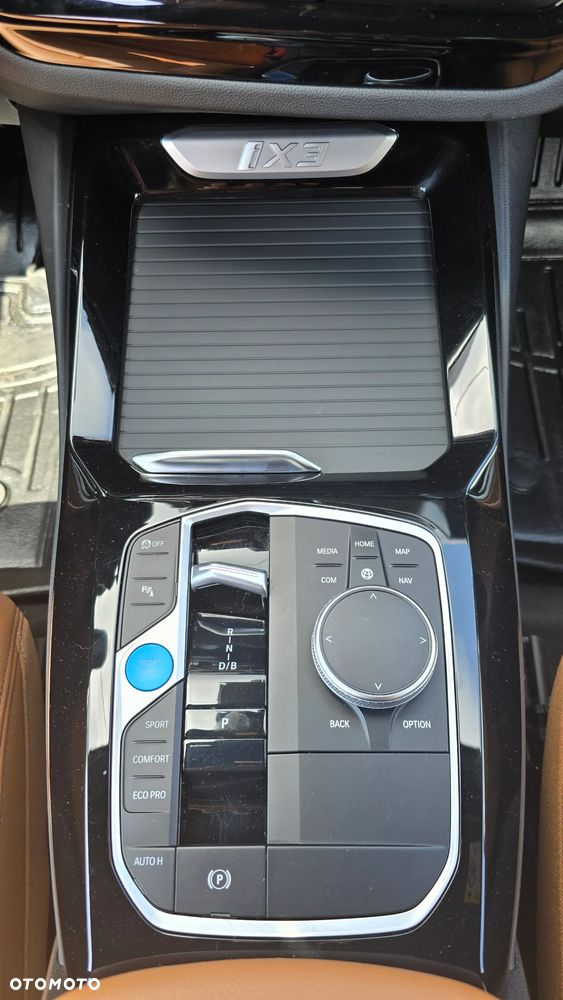 BMW iX3 80kWh Inspiring - 12