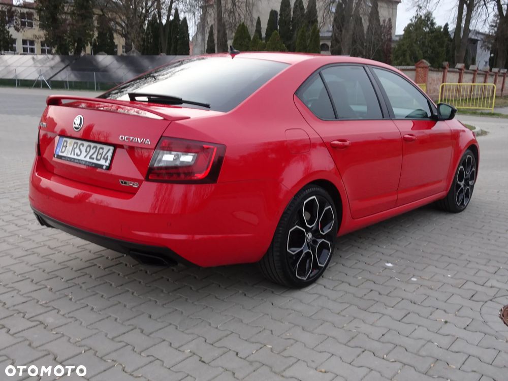 Skoda Octavia 2.0 TSI RS - 5