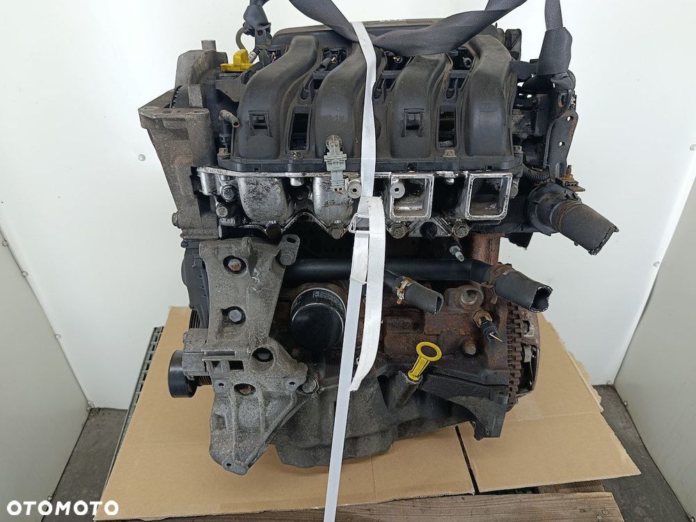 SILNIK RENAULT SCENIC II K4M812 1.6 16V - 11