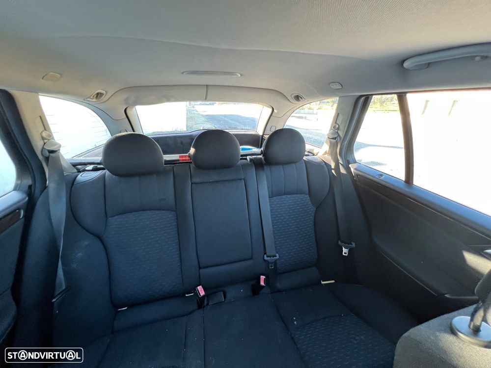 Mercedes-Benz C 220 - 4