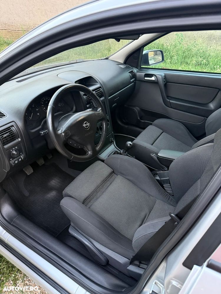 Opel Astra - 24
