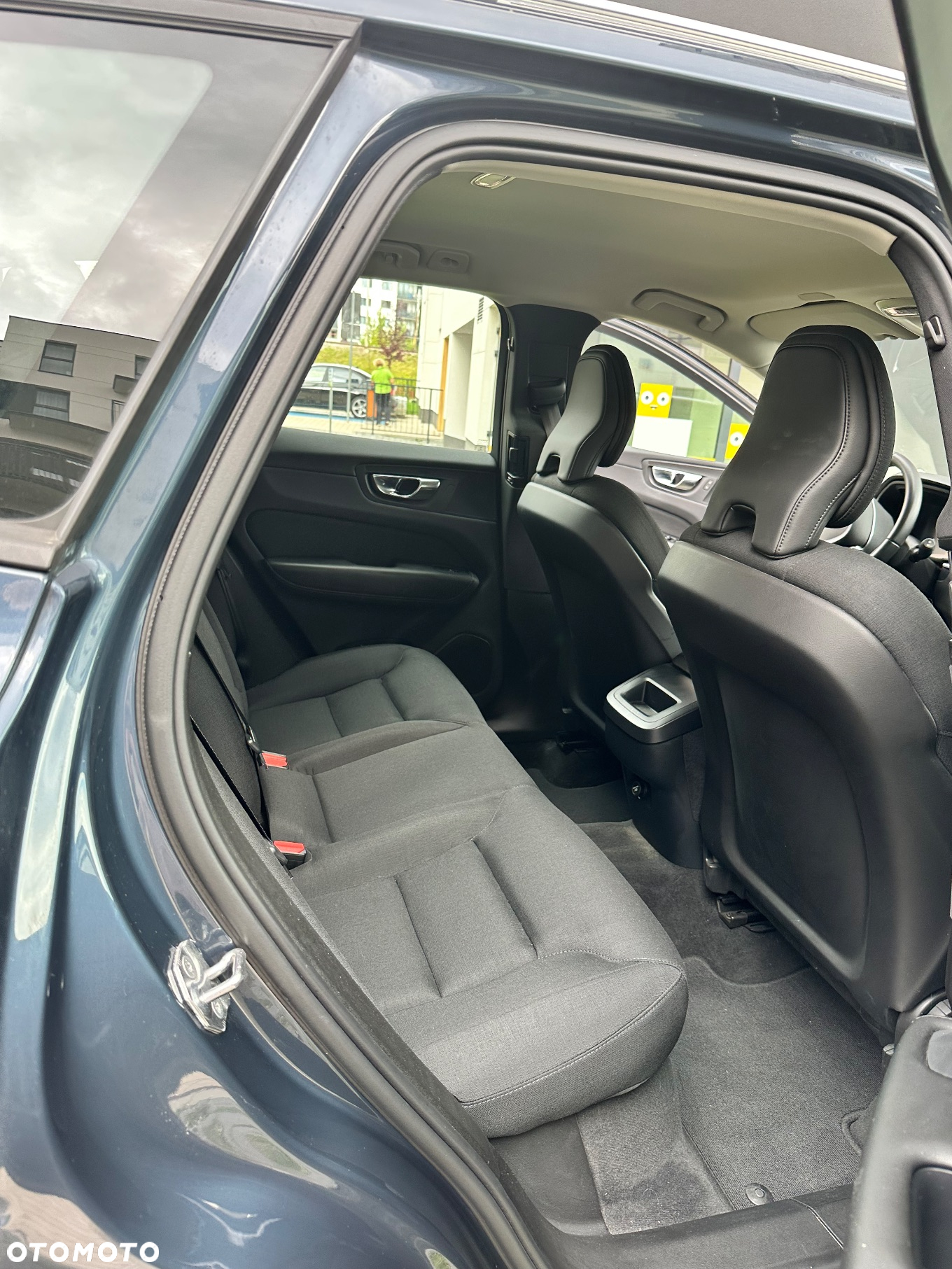 Volvo XC 60 T4 Momentum - 24