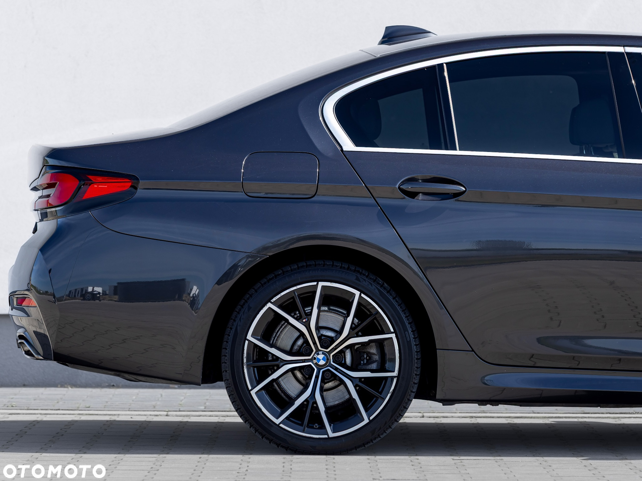 BMW Seria 5 520d xDrive M Sport sport - 6