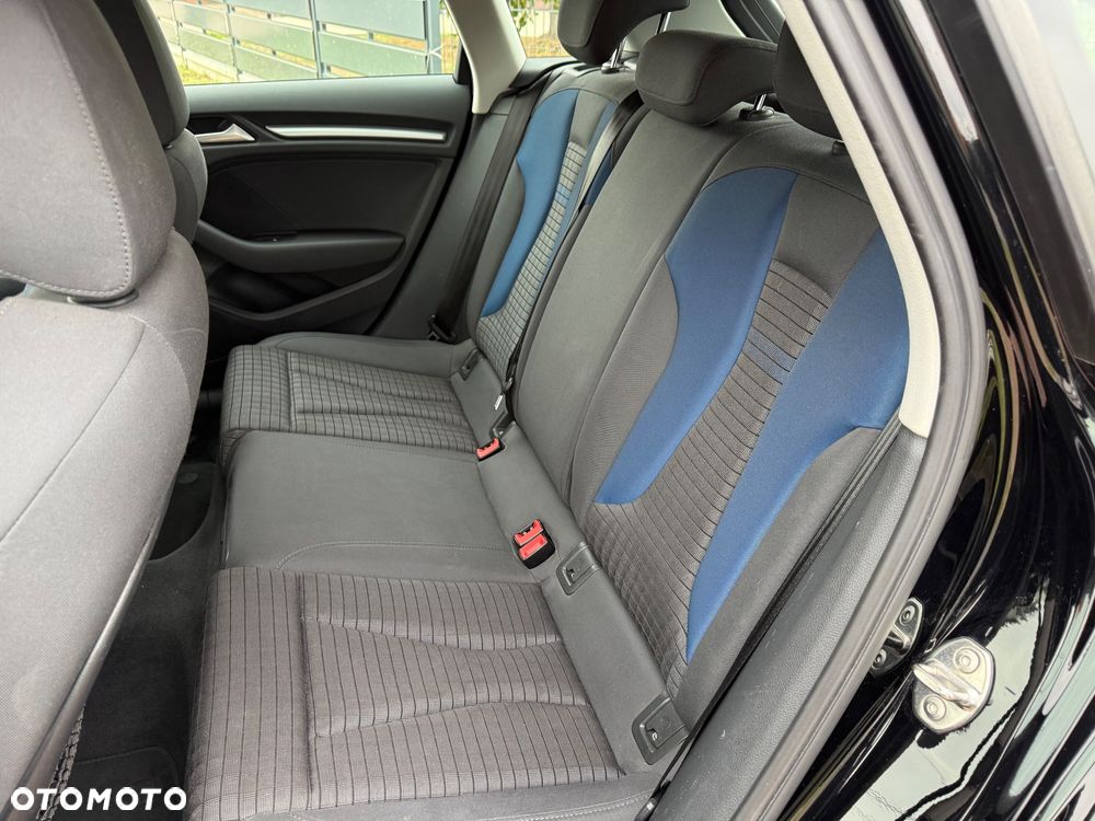 Audi A3 Sportback 2.0 TDI S tronic sport - 29