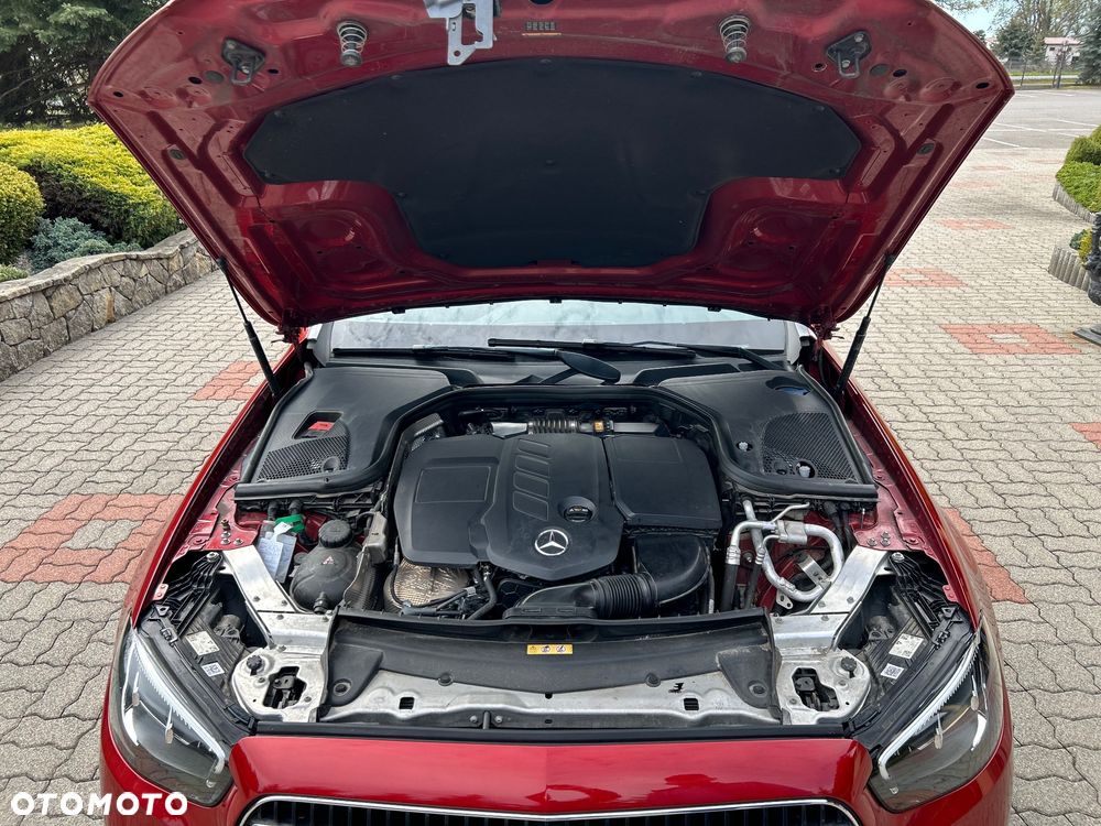 Mercedes-Benz Klasa E 220 d 4Matic 9G-TRONIC Avantgarde - 10
