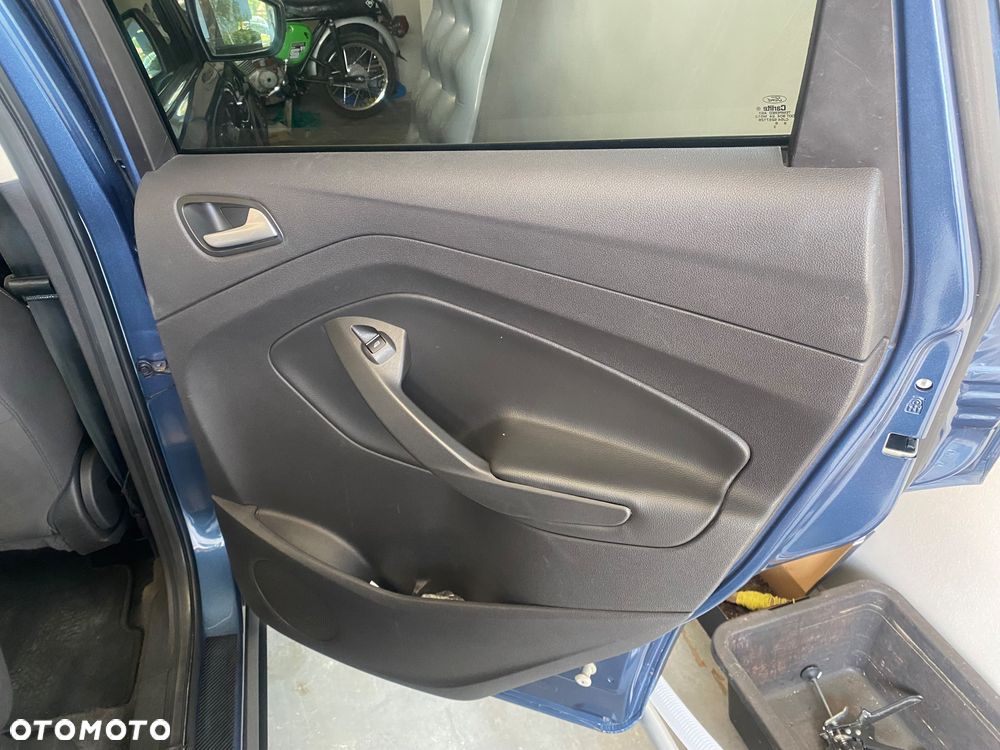 Ford Escape - 25