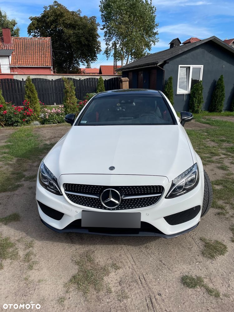 Mercedes-Benz Klasa C 200 4-Matic 9G-TRONIC - 2