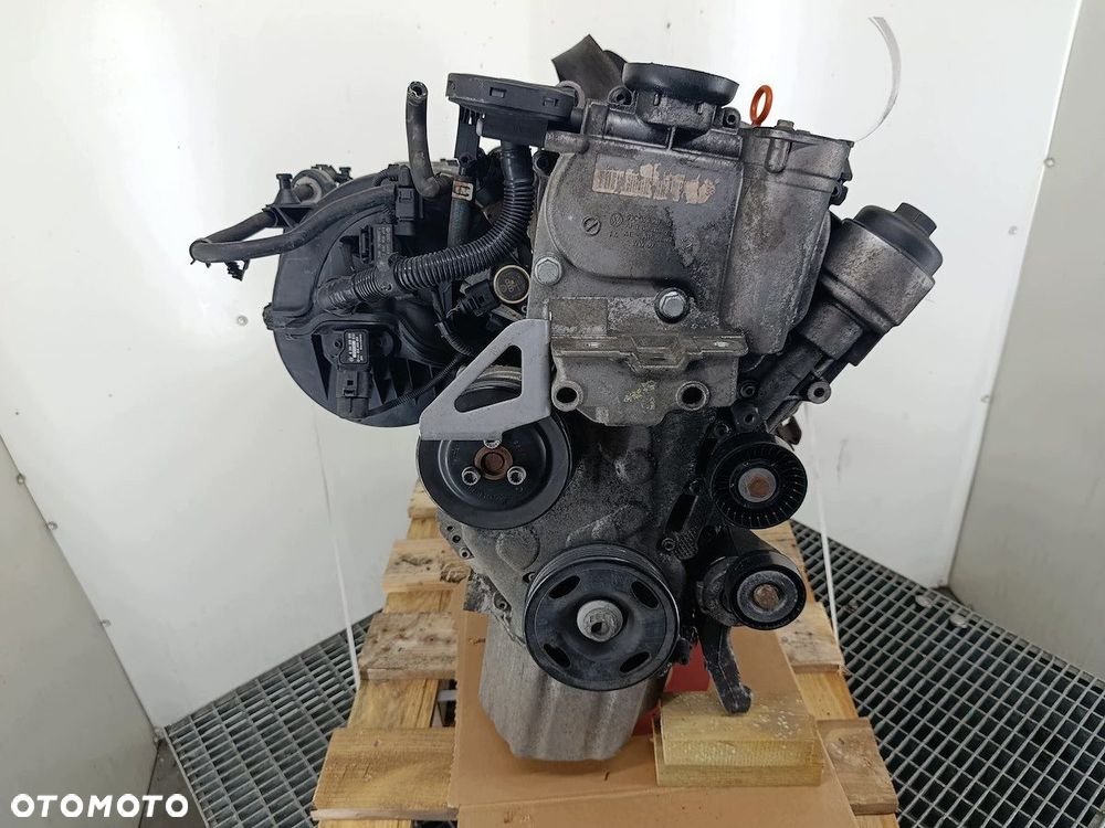SILNIK VW GOLF V BLF 1.6 FSI - 8