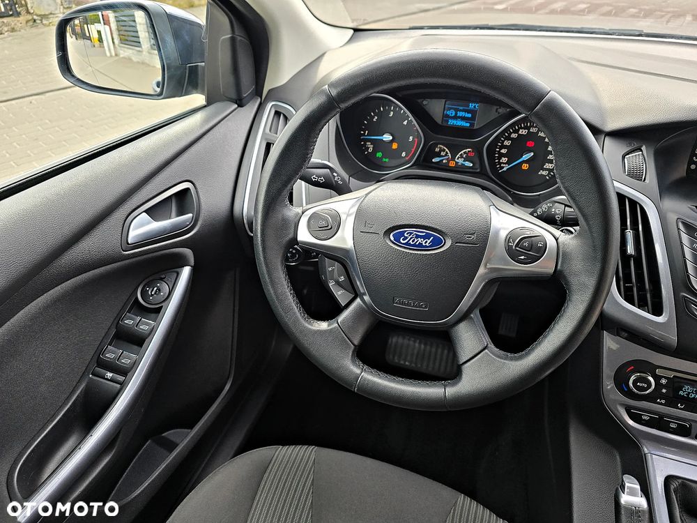 Ford Focus 1.6 TDCi DPF Start-Stopp-System Titanium - 26